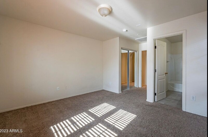 Building Photo - 2622 S Alpine Dr