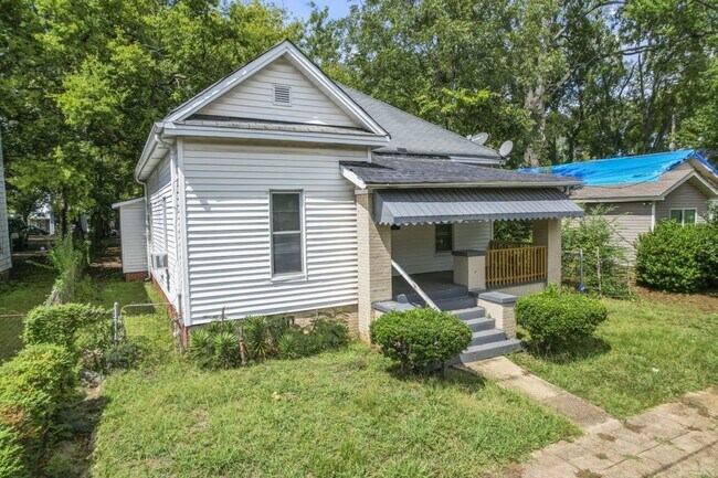 Building Photo - 2318 Ave H