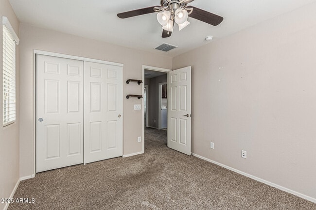 Building Photo - 7255 N 89th Dr