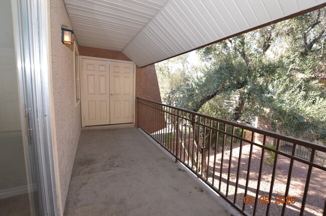 Building Photo - 4340 Sandy River Dr