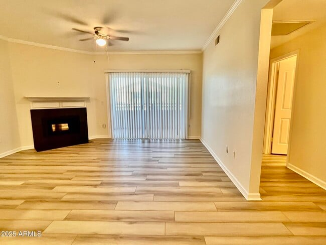 Building Photo - 16013 S Desert Foothills Pkwy