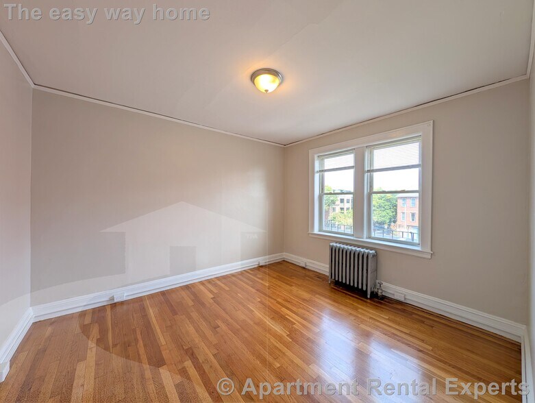 Building Photo - 4 Cogswell Ave