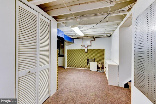 Building Photo - 22 Slayback Dr