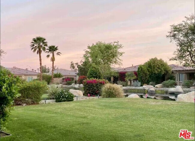 Building Photo - 82118 Hopkins Dr