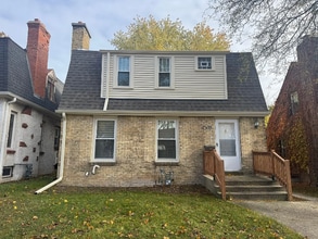 Building Photo - 4508 S Burrell St