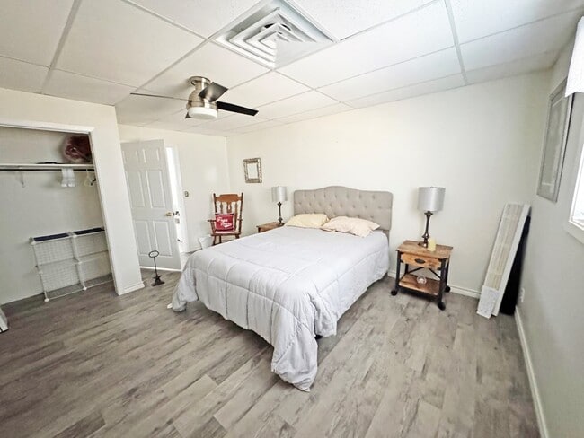 Building Photo - 47320 TX-118