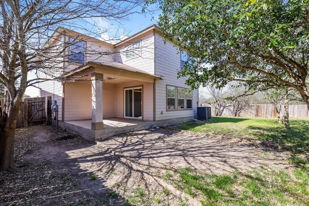 Building Photo - 6734 Benke Farm