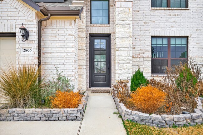 Building Photo - 2806 Tumlinson Dr