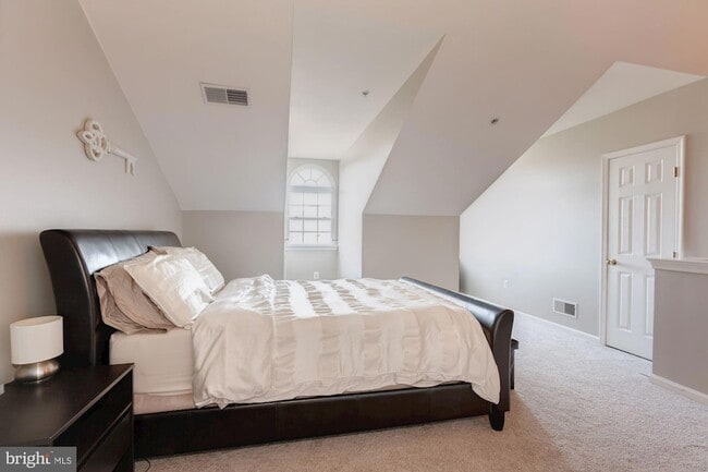 Building Photo - 324 Cameron Station Blvd