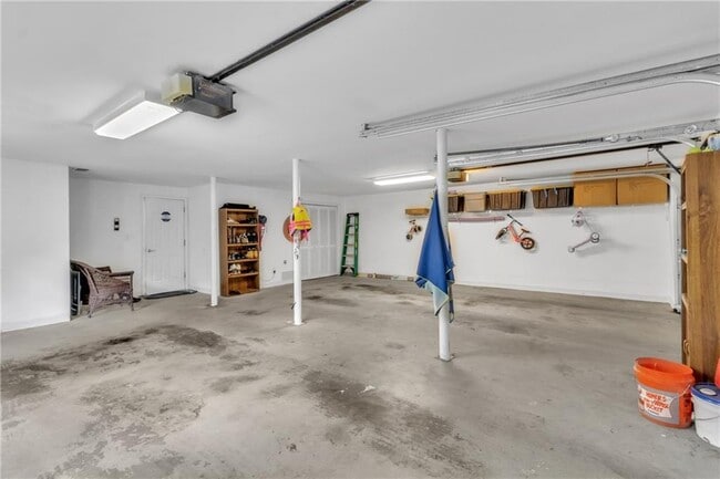 Building Photo - 3129 Rockaway Rd