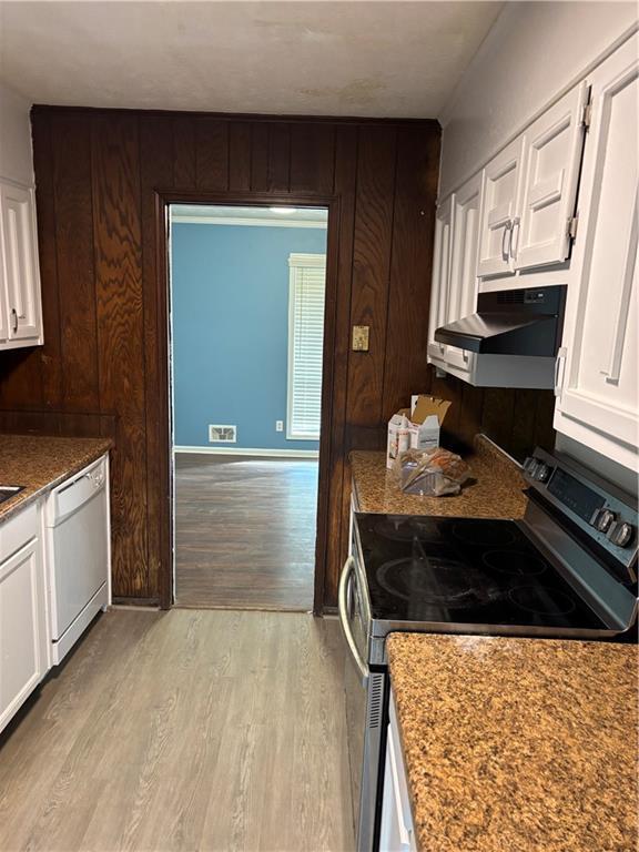 Building Photo - 3810 Springside Ln