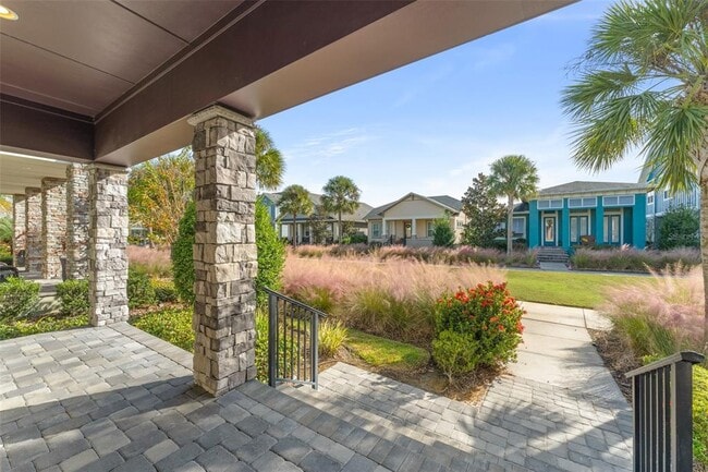 Building Photo - 13833 Behring Ave