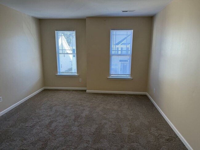 Building Photo - MOVE-IN SPECIAL: Half Off First Month + NO Admin Fees + NO App Fees!