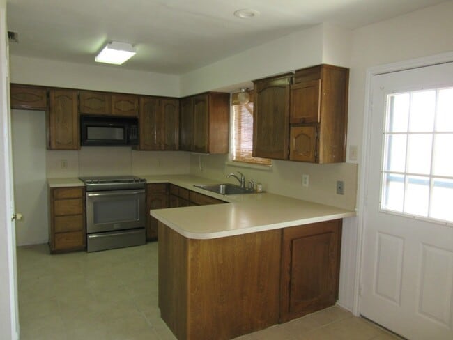 Building Photo - Nice Home in Keller close toaward winning ...