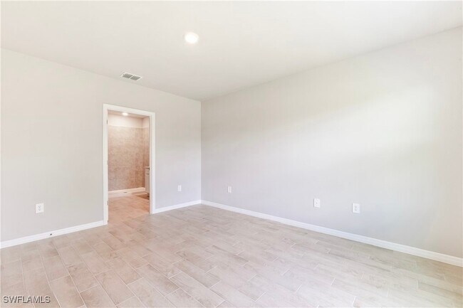 Building Photo - 3015 Birwood Cir