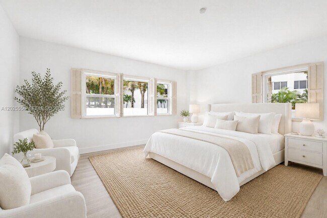 Building Photo - 4925 Collins Ave