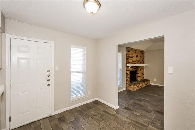 Building Photo - 827 San Juan Dr