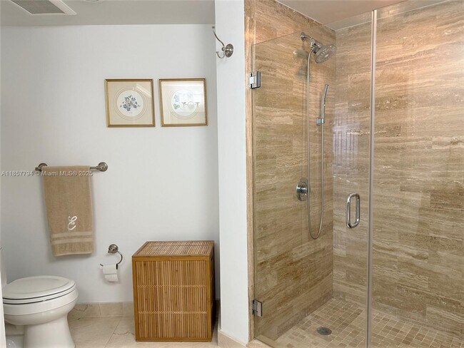 Building Photo - 2080 S Ocean Dr