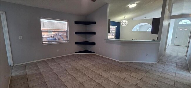 Building Photo - 282 Briar Bay Cir