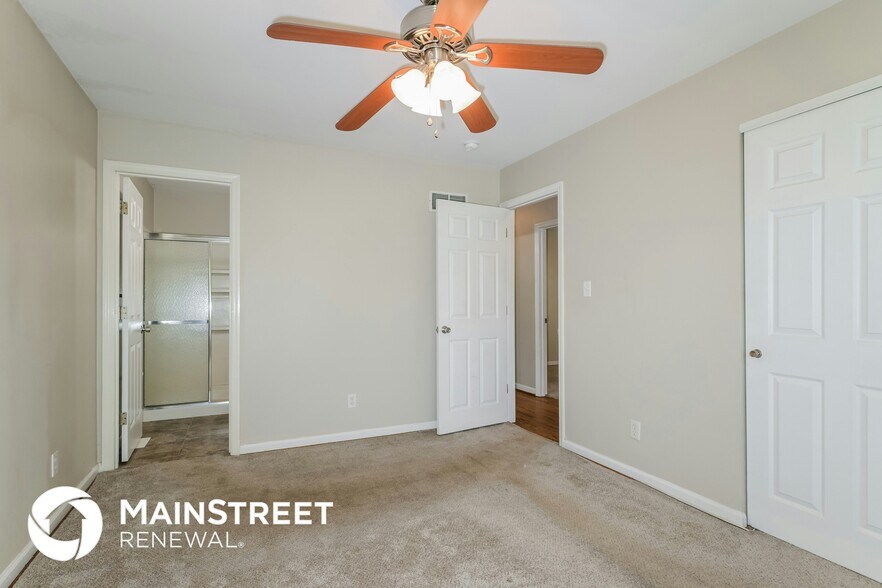 Building Photo - 2993 Aberdeen Dr