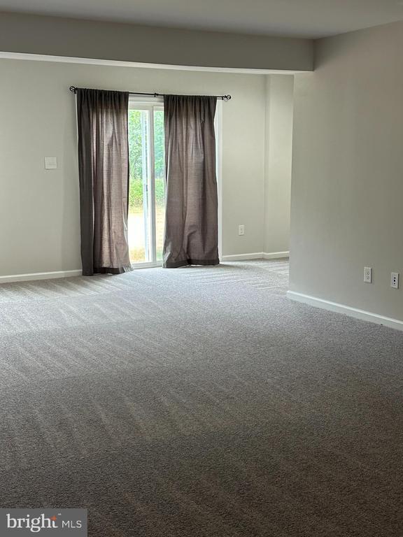 Building Photo - 2003 Exposition Dr