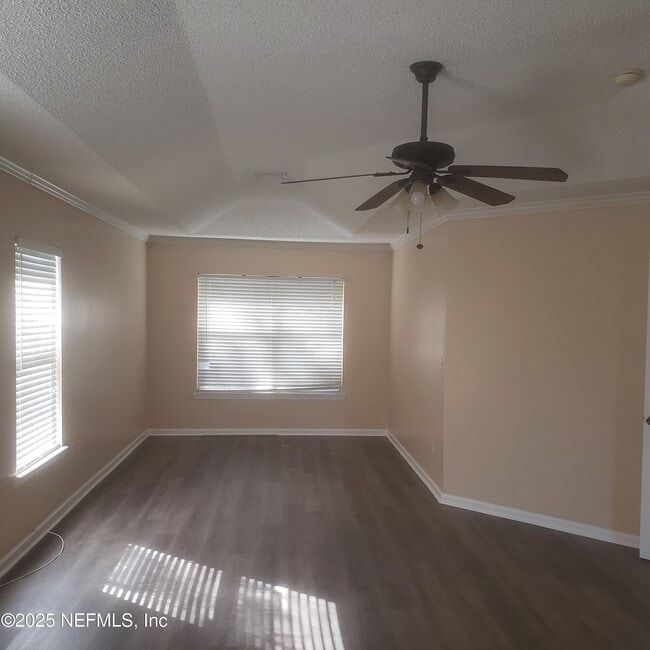 Building Photo - 8602 Longford Dr