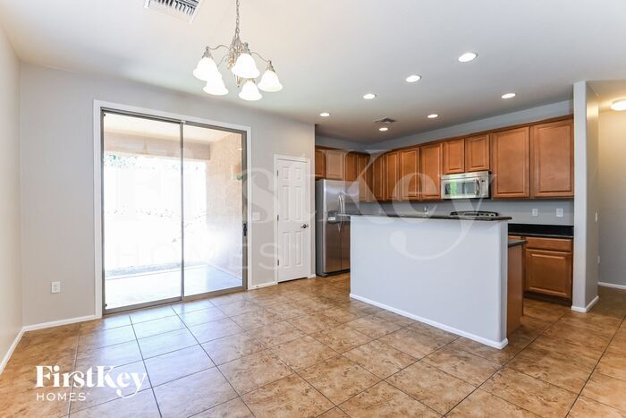 Building Photo - 3246 S Lakeside Ridge Loop