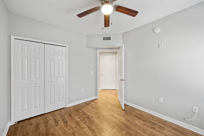 Building Photo - 9516 Amberdale Ct