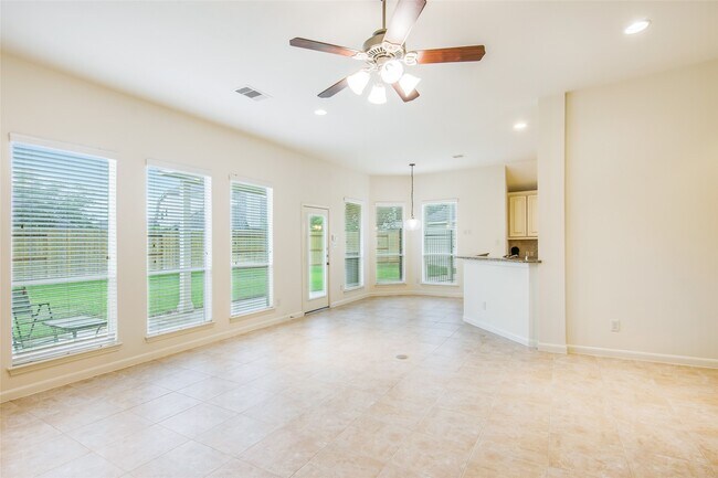 Building Photo - 26819 Shoal Hollow Ct