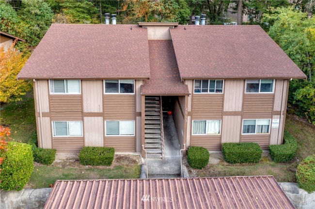 Building Photo - 4911 S Orchard St