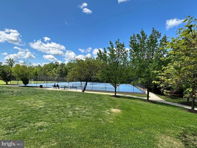 Building Photo - 43395 Briar Creek Terrace