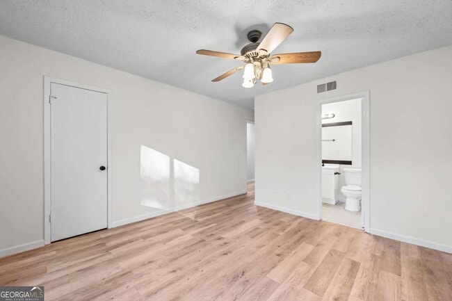 Building Photo - 579 Northridge Rd