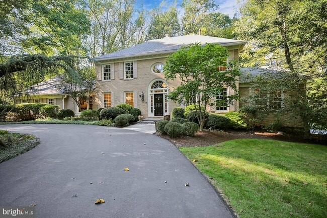 Building Photo - 9454 Newbridge Dr