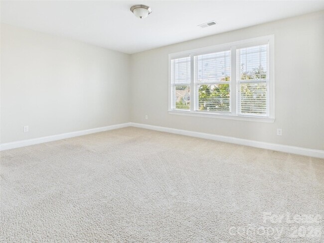 Building Photo - 1455 Briarfield Dr NW
