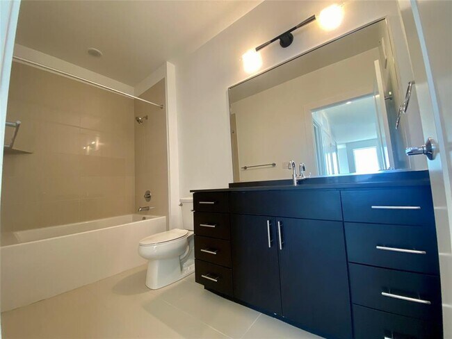 Building Photo - 4801 Springdale Rd