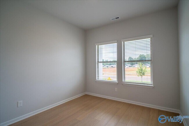 Building Photo - 22821 Dashwood Ln