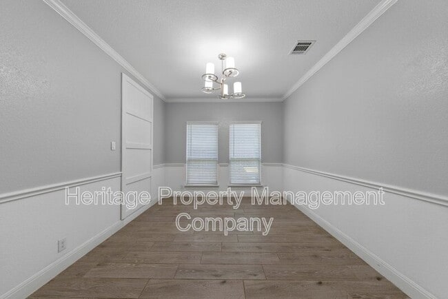 Building Photo - 221 Terramar