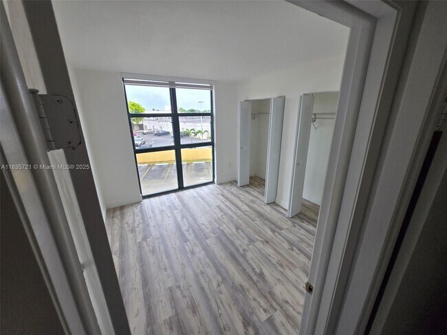 Building Photo - 11790 SW 18th St