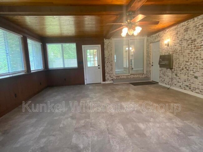 Building Photo - 101 Fox Creek Rd