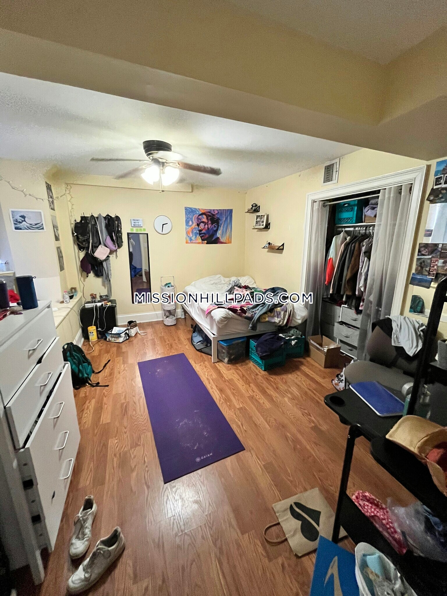 Building Photo - 731 Parker St