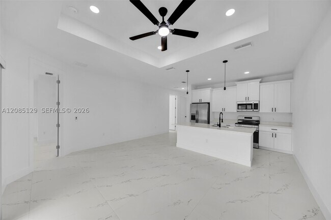 Building Photo - 4746 27th St SW