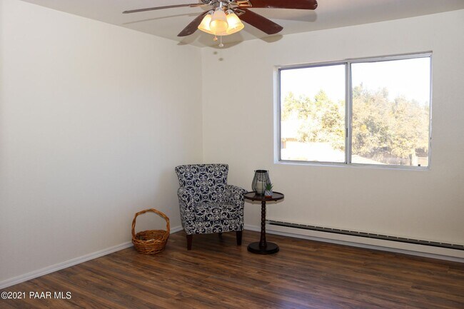 Building Photo - 2-Story Two Bedroom Townhouse West Prescott