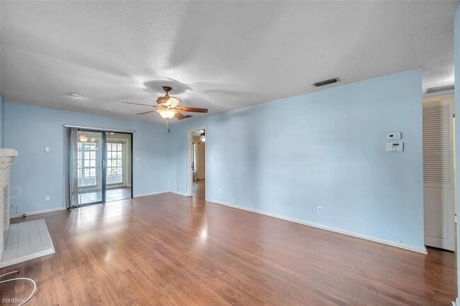 Building Photo - 2 br, 2 bath House - 7360 R Ulmerton Road