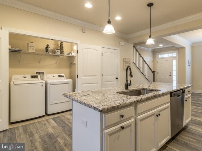 Building Photo - 35753 Carmel Terrace