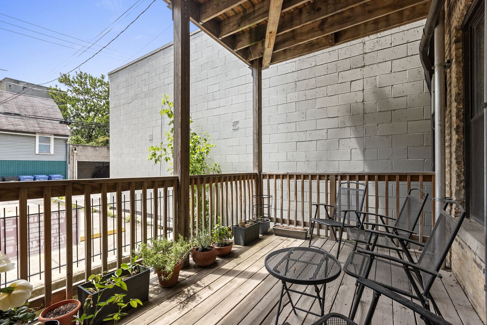 Building Photo - 2354 N Elston Ct