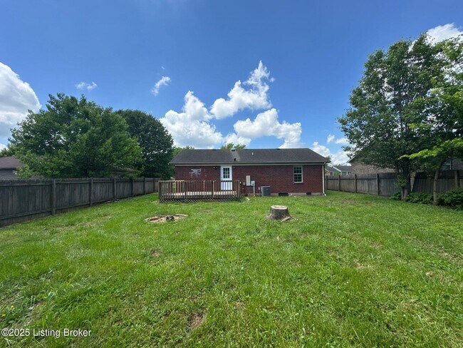 Building Photo - 123 Purcell Ave