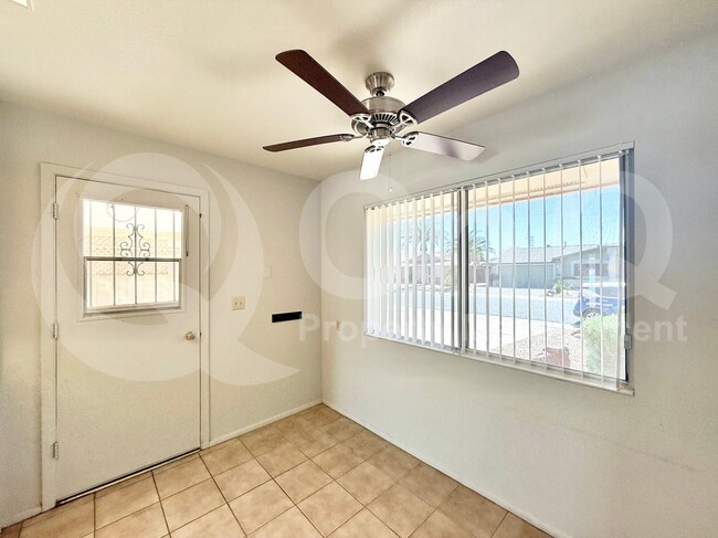 Building Photo - 10829 W Sarabande Cir