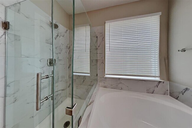Building Photo - 17814 Misty Pond Ct