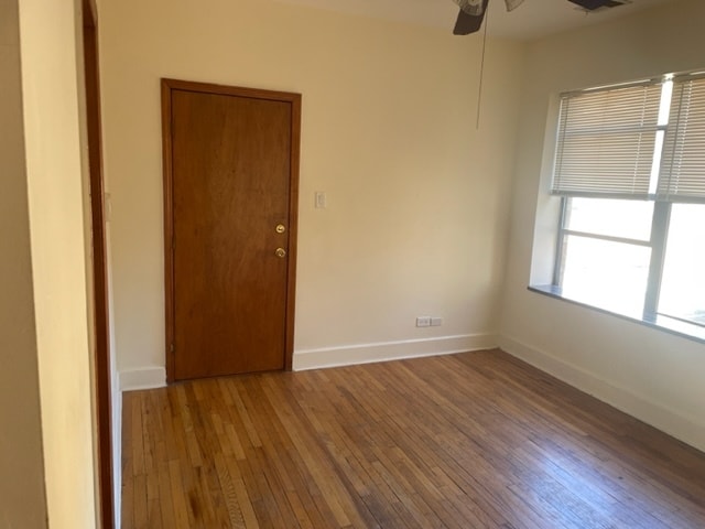 Living room entrance - 4926 N Kedzie Ave