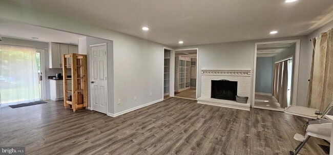 Building Photo - 10109 Lees Mill Rd